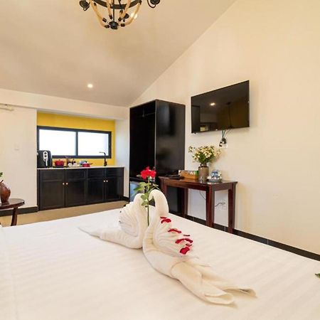Coco Viet Homestay Хой Ан Екстериор снимка